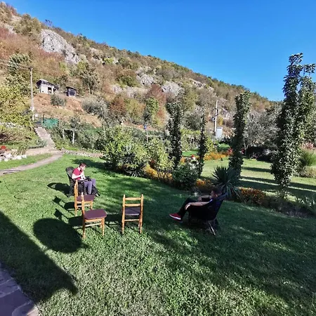 Villa Petrov Lukavica