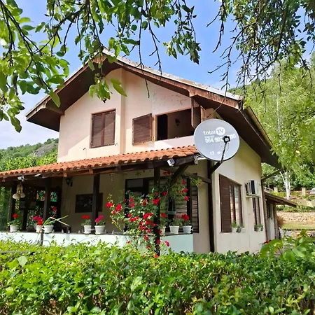 Villa Petrov