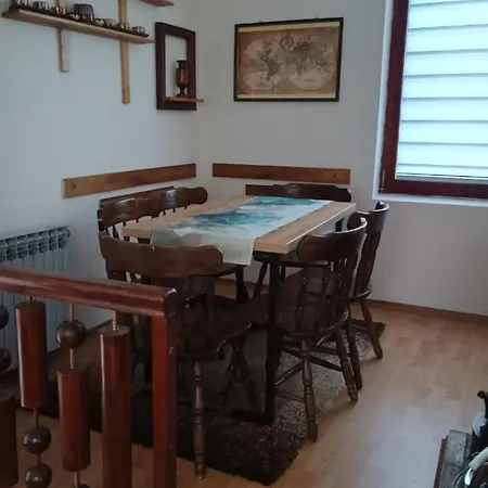 Villa Petrov Lukavica